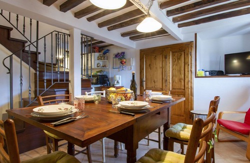 Casoli House | Wonderful villa for 6 guests with private pool, WIFI, TV, terrace and pets allowed