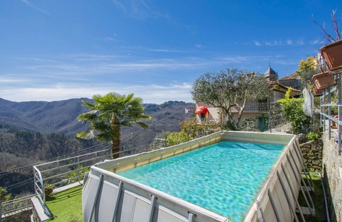 Casoli House | Wonderful villa for 6 guests with private pool, WIFI, TV, terrace and pets allowed
