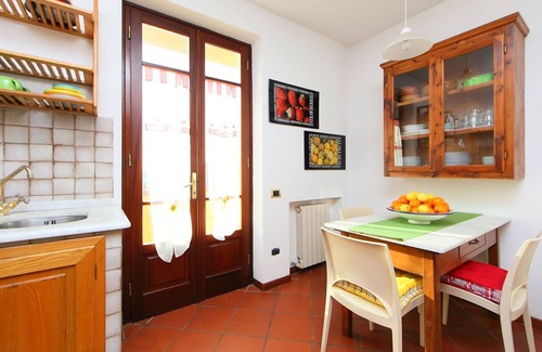 Massarosa House | Wonderful villa with WIFI, private pool, TV, terrace and pets allowed, close to Viareggio