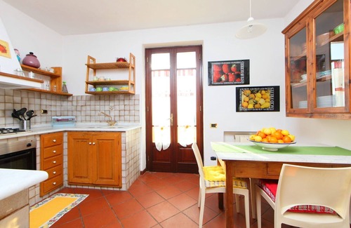 Massarosa House | Wonderful villa with WIFI, private pool, TV, terrace and pets allowed, close to Viareggio