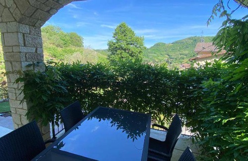 Galzignano Terme Apartment | 100 m² Apartment ∙ 2 bedrooms ∙ 5 guests