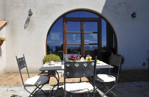 Lisciano Niccone Apartment | 100 m² Apartment ∙ 4 bedrooms ∙ 8 guests