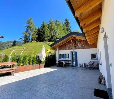 Funes Apartment | 100 m² Apartment ∙ 2 bedrooms ∙ 8 guests