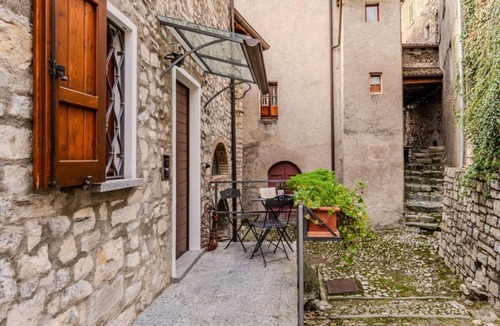 Albogasio Apartment | 100 m² Apartment ∙ 3 bedrooms ∙ 6 guests