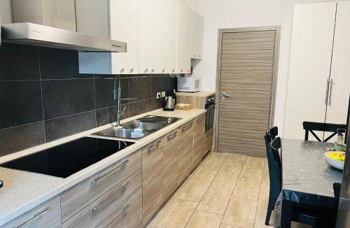 Cinisello Balsamo Apartment | 100 m² Apartment ∙ 2 bedrooms ∙ 4 guests