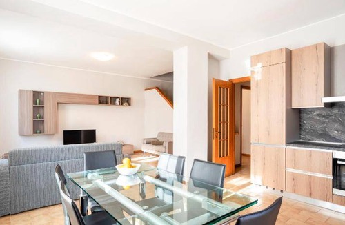Pusiano Apartment | 100 m² Apartment ∙ 2 bedrooms ∙ 6 guests