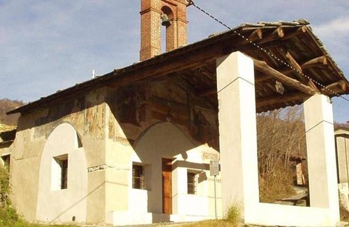 Brossasco Apartment | 100 m² Apartment ∙ 3 bedrooms ∙ 8 guests