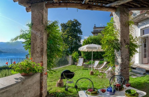 Orta San Giulio House | 100 m² House ∙ 2 bedrooms ∙ 5 guests