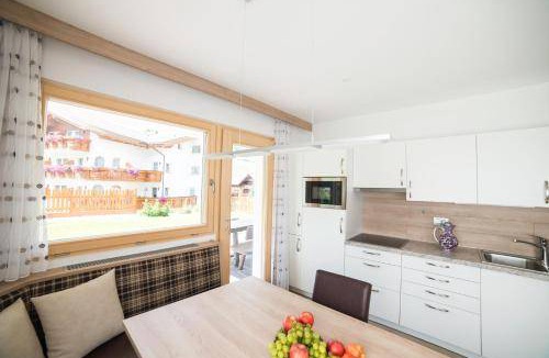 Selva di Val Gardena Apartment | 100 m² Serviced apartment ∙ 3 bedrooms ∙ 11 guests