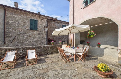 Mulazzo House | 100 m² Maisonette ∙ 3 bedrooms ∙ 6 guests