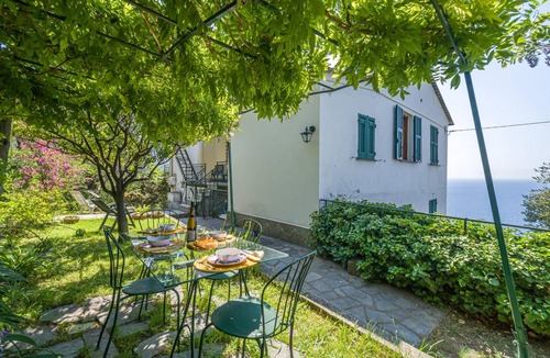 Pieve Ligure House | 100 m² Maisonette ∙ 3 bedrooms ∙ 8 guests