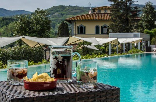Saturnana House | 1000 m² House ∙ 6 bedrooms ∙ 16 guests