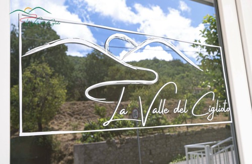 Licusati Apartment | (101) Double Room with Private Bathroom - Room Rentals in Licusati (SA)