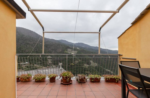Volastra Apartment | 102 m² Apartment ∙ 2 bedrooms ∙ 5 guests