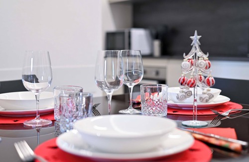 Seriate Apartment | [10min BGY Airport] Bilo Chic: garage + A/C