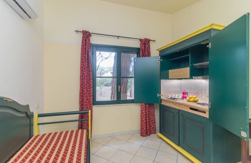 Arborea Apartment | 11 Ala Birdi Cottage 150m From The Beach, Arborea, Italy