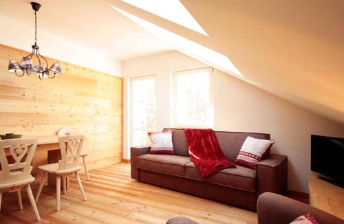 Brunico Apartment | 110 m² Apartment ∙ 2 bedrooms ∙ 8 guests