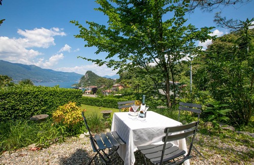 Castelveccana Villa | 110 m² Villa ∙ 3 bedrooms ∙ 8 guests