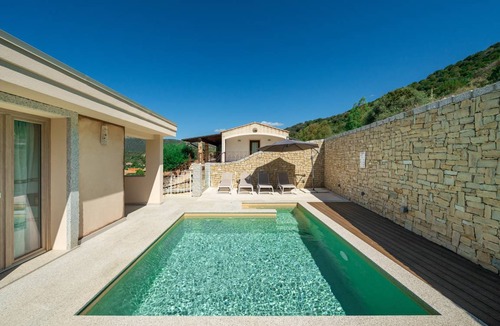 Chia Villa | 110 m² Villa ∙ 4 bedrooms ∙ 8 guests