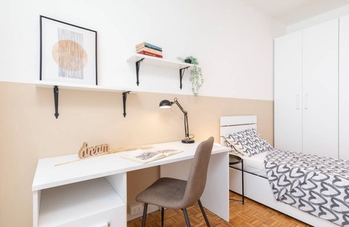 Historic Centre Other | 111 m² Shared room ∙ 1 bedroom ∙ 1 guest