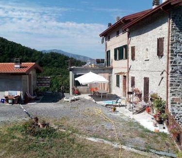 Berceto Bed & Breakfast | 12 m² Bed and breakfast ∙ 2 guests