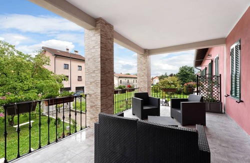 Brebbia Apartment | 120 m² Apartment ∙ 2 bedrooms ∙ 6 guests