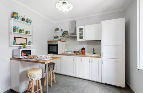 Brebbia Apartment | 120 m² Apartment ∙ 2 bedrooms ∙ 6 guests