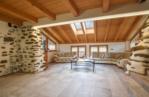 Terzolas House | 120 m² House ∙ 2 bedrooms ∙ 6 guests