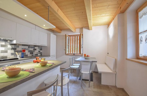 Terzolas House | 120 m² House ∙ 2 bedrooms ∙ 6 guests