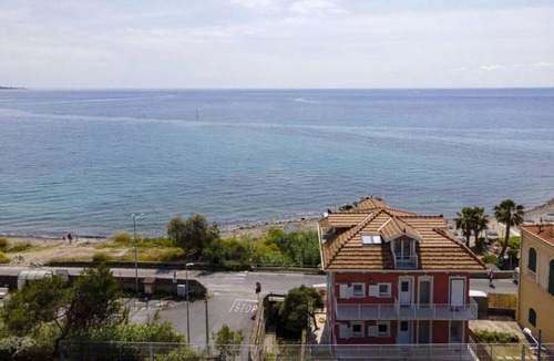 Bussana House | 120 m² House ∙ 4 guests
