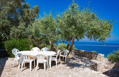 Marina di Andrano Villa | 120 m² Villa ∙ 4 bedrooms ∙ 11 guests