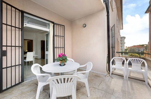 Loano Apartment | 130 m² Apartment ∙ 3 bedrooms ∙ 6 guests