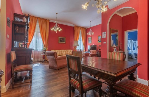 Ferrara Historic Centre Apartment | 130 m² Apartment ∙ 3 bedrooms ∙ 8 guests