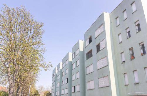 Bolognina Apartment | 130 m² Apartment ∙ 3 bedrooms ∙ 10 guests