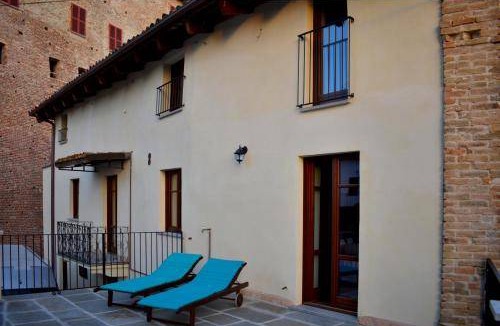 Castiglione Falletto House | 136 m² House ∙ 2 bedrooms ∙ 6 guests