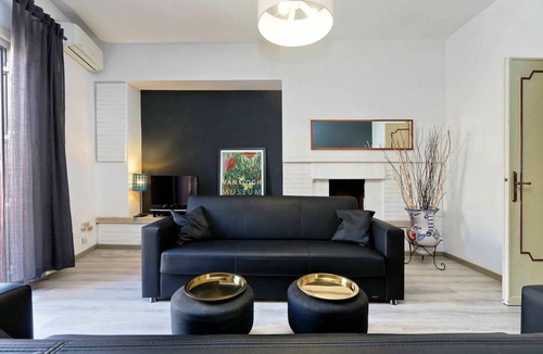 Rione III Colonna Apartment | 140 m² Apartment ∙ 2 bedrooms ∙ 6 guests