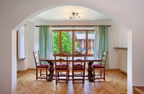 Courmayeur Apartment | 145 m² Apartment ∙ 3 bedrooms ∙ 8 guests