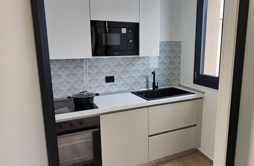 Collemeto Apartment | 15 minutes from Gallipoli and Lecce, modern apartment with private courtyard