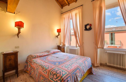 Old Town Apartment | 150 m² Apartment ∙ 4 bedrooms ∙ 8 guests