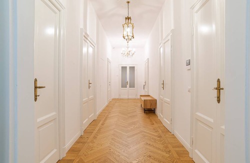 Como Apartment | 150 m² Apartment ∙ 4 bedrooms ∙ 8 guests