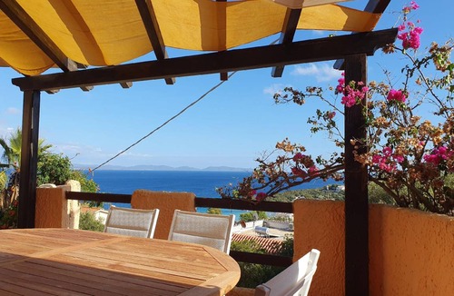 Maladroscia House | 150 m² House ∙ 3 bedrooms ∙ 6 guests