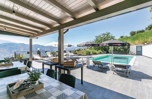 Gaggi House | 150 m² House ∙ 4 bedrooms ∙ 10 guests