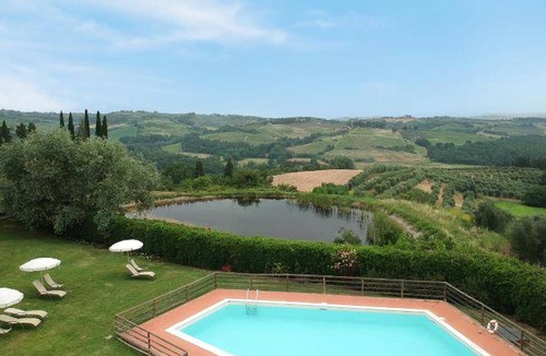 San Gimignano Apartment | 150 m² Serviced apartment ∙ 4 bedrooms ∙ 8 guests