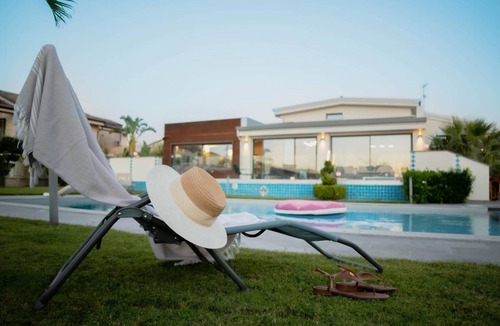 Carini Villa | 150 m² Villa ∙ 4 bedrooms ∙ 8 guests