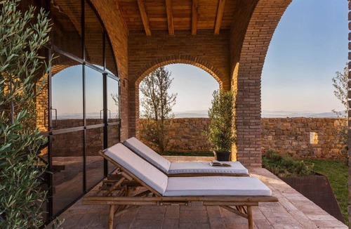 Magliano in Toscana Villa | 1500 m² Villa ∙ 7 bedrooms ∙ 16 guests