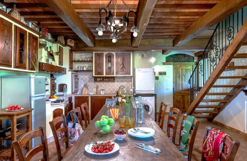 Cagli House | 160 m² House ∙ 3 bedrooms ∙ 8 guests