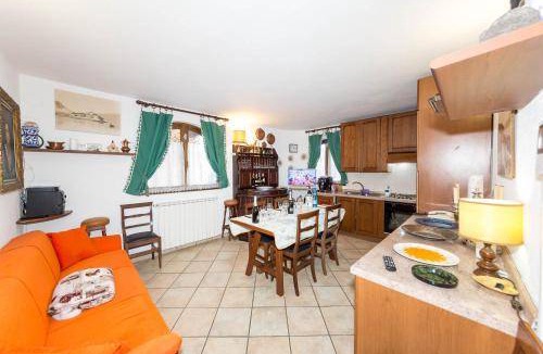Castelveccana House | 160 m² House ∙ 2 bedrooms ∙ 7 guests