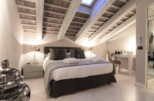 Trieste Old Town Apartment | 160 m² Serviced apartment ∙ 2 bedrooms ∙ 5 guests