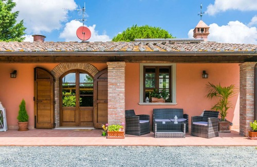 San Miniato Villa | 160 m² Villa ∙ 4 bedrooms ∙ 8 guests