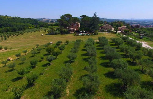 Falerone House | 170 m² House ∙ 6 bedrooms ∙ 16 guests